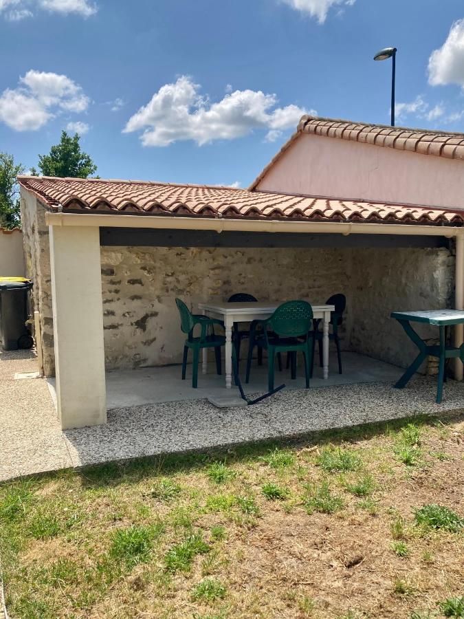 Gite La Bulle Avec Jardin A 15 Min Des Plages Saint-Benoist-sur-Mer Екстериор снимка